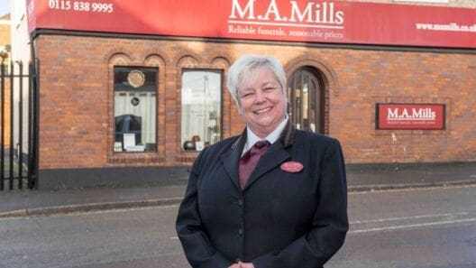 M.A. Mills warns against reliance on AI during bereavement