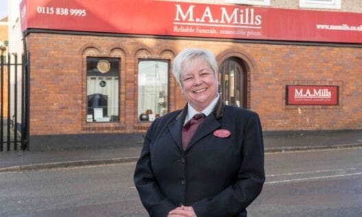 M.A. Mills warns against reliance on AI during bereavement