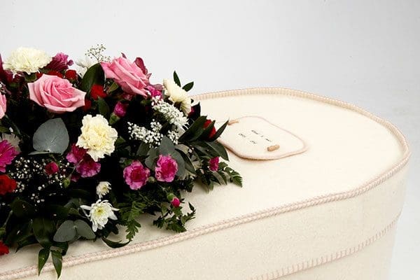 Welsh gov to offer £500 contribution toward child funeral costs