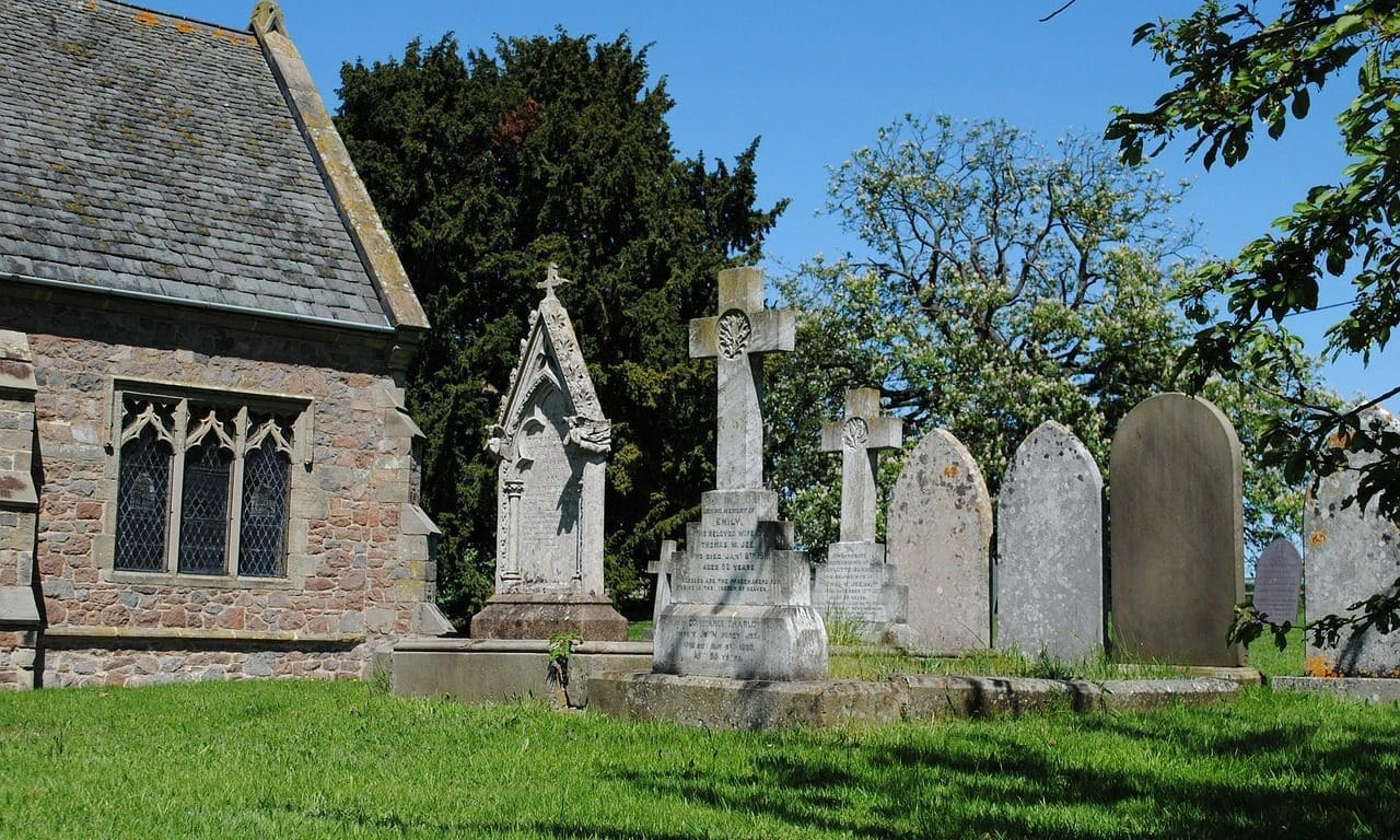 Council-maintained cemeteries in Wales increase mourner limit to 20