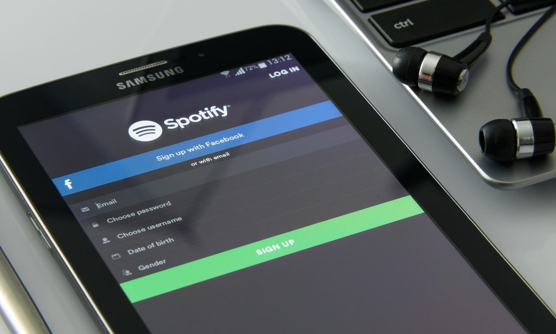 ‘Supermarket Flowers’ top funeral song, says Google and Spotify