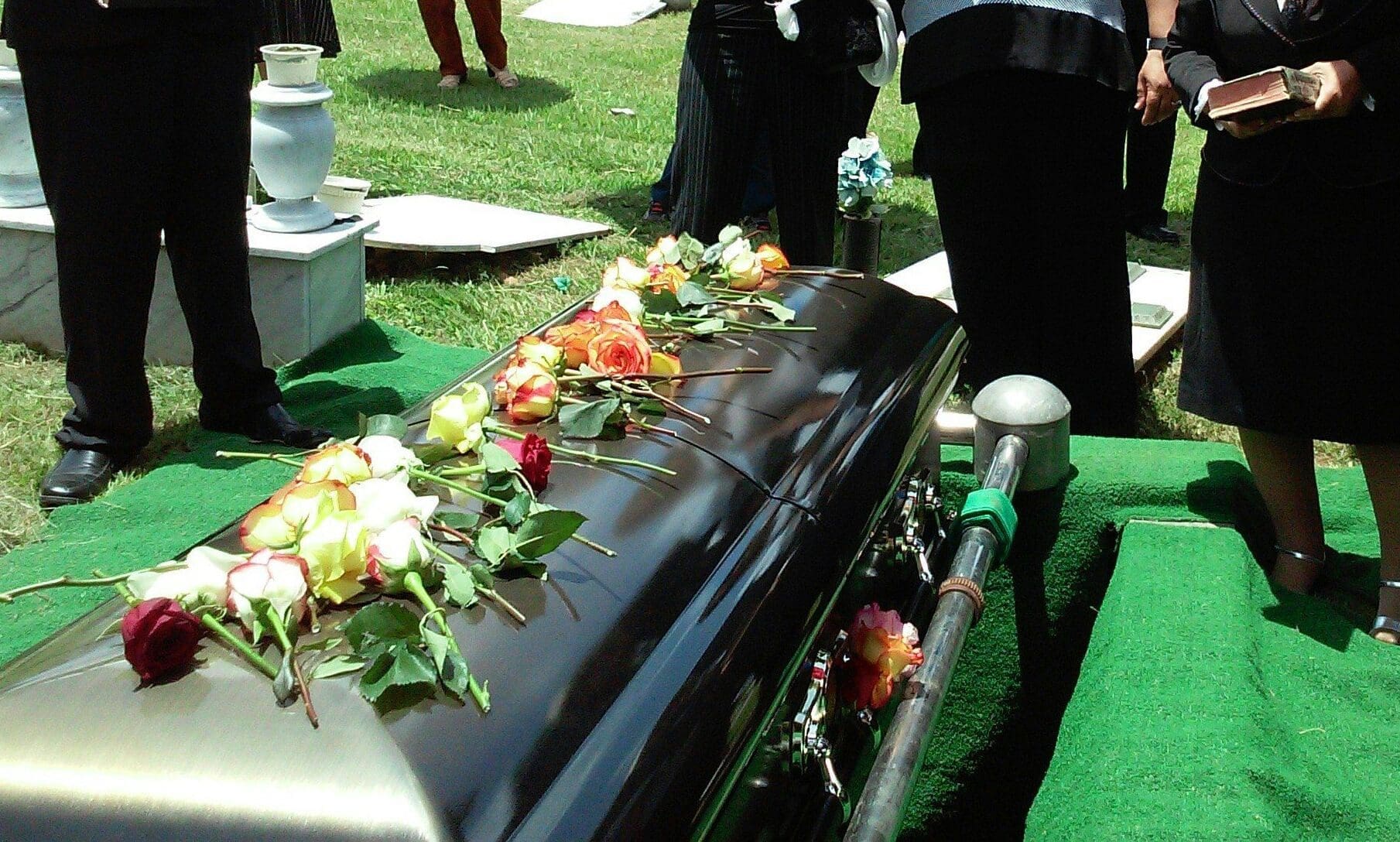 More young people consider traditional burial, L&G finds