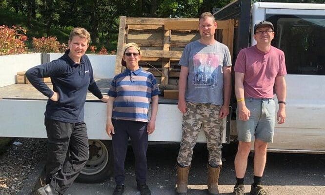 Wessex Vale Crematorium supports Minstead Trust with donation